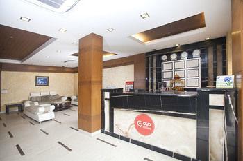Oyo Rooms Malviya Nagar Market Nova Deli Exterior foto