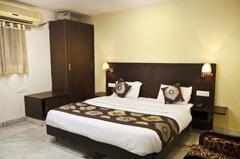 Oyo Rooms Malviya Nagar Market Nova Deli Exterior foto